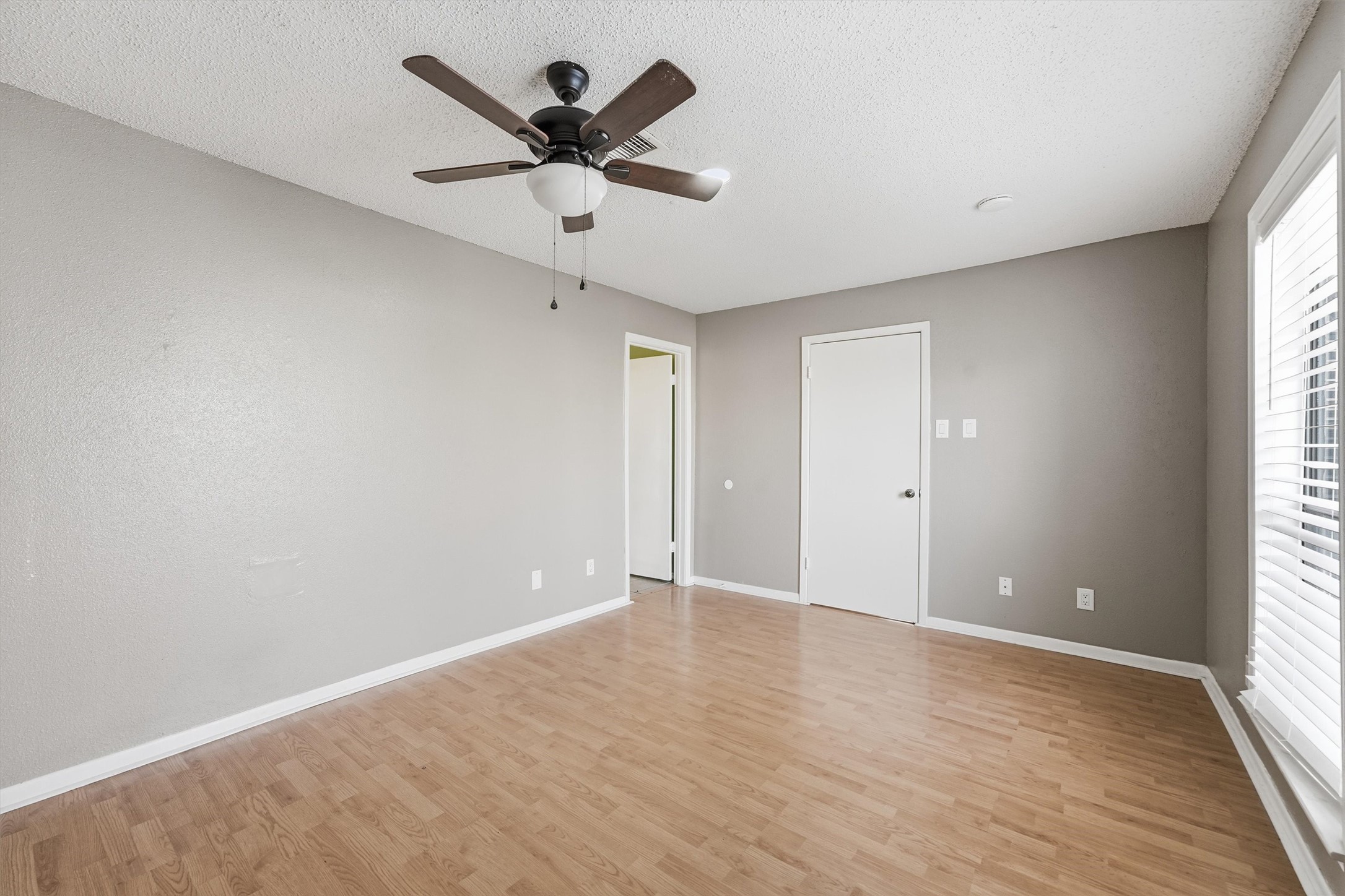 2277 South Kirkwood Road, Unit 502 Houston, TX 77077 - Photo 16 of 24 Gallery Image 16