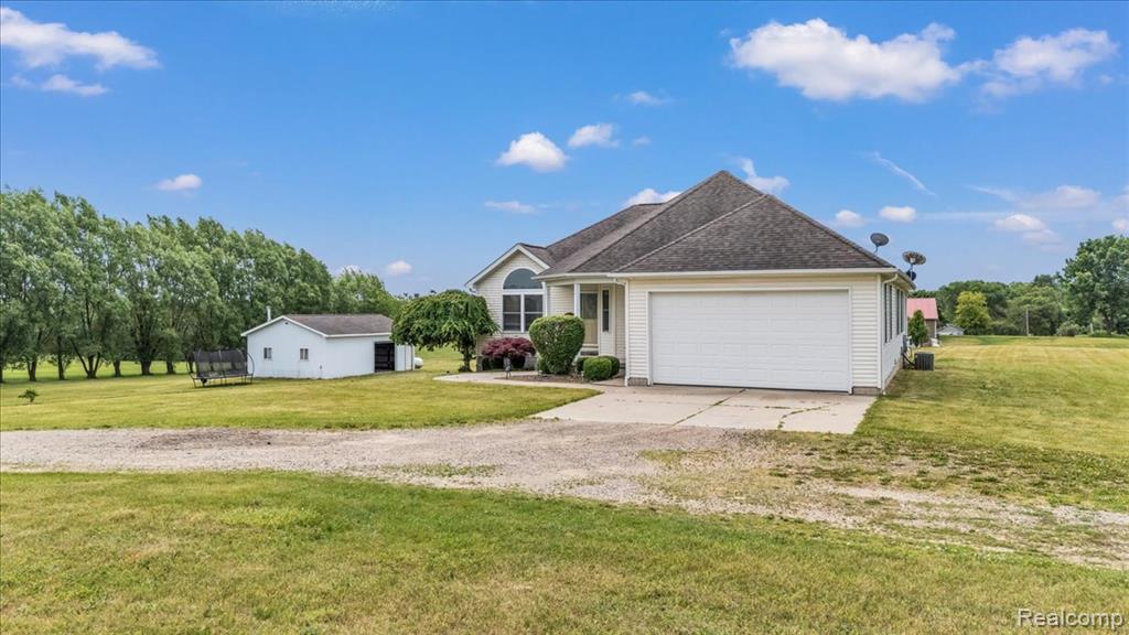 2551 Marathon Road Lapeer, MI 48446 - Photo 7 of 33