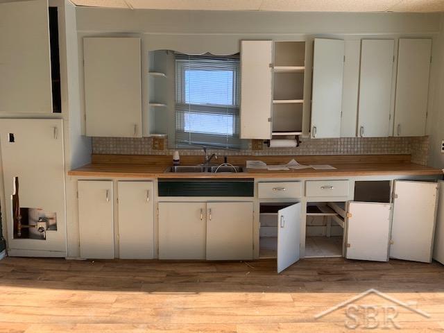 10045 Dice Road Freeland, MI 48623 - Photo 3 of 5