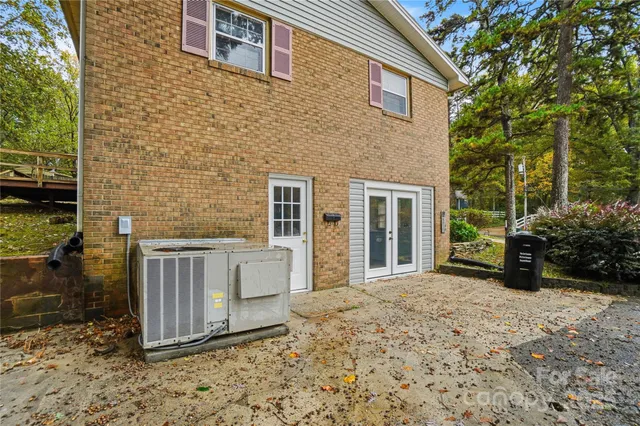 $300,000 | 671 Sedgefield Street Southwest, Concord, NC 28025