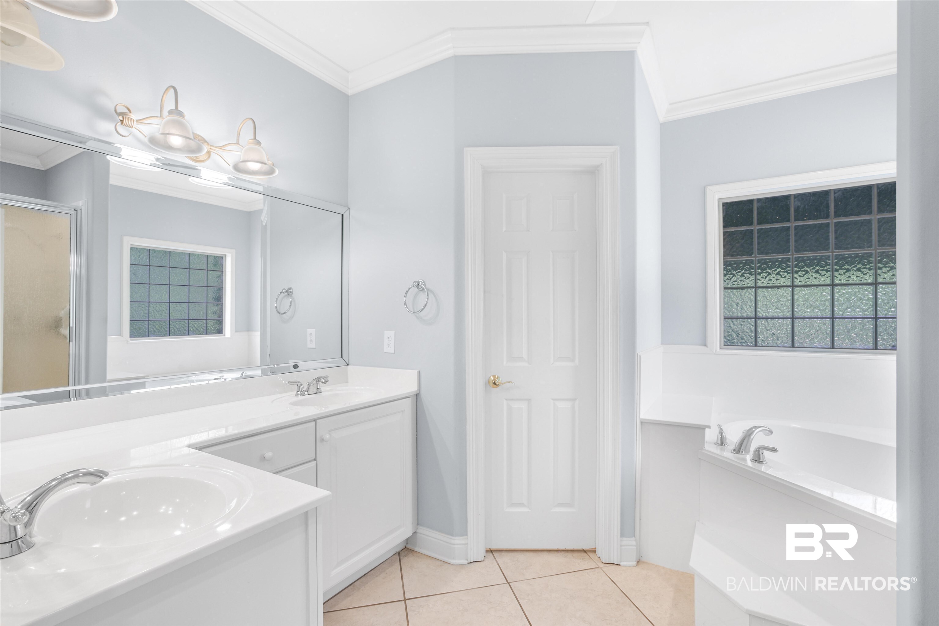 8568 Bay Pines Lane Foley, AL 36535 - Photo 15 of 34 Primary Bath