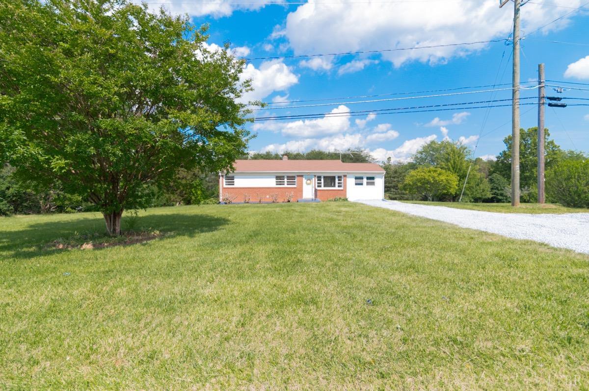3437 Wards Road Altavista, VA 24517 - Photo 2 of 26 Gallery Image 2