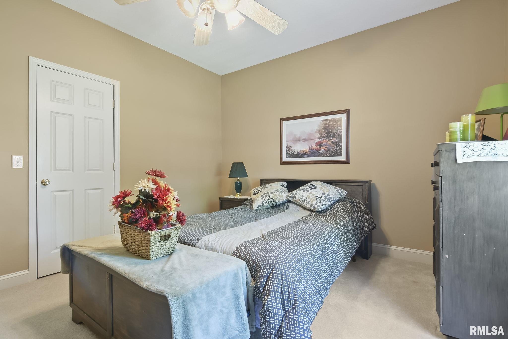 19459 Pinecrest Road Petersburg, IL 62675 - Photo 20 of 26