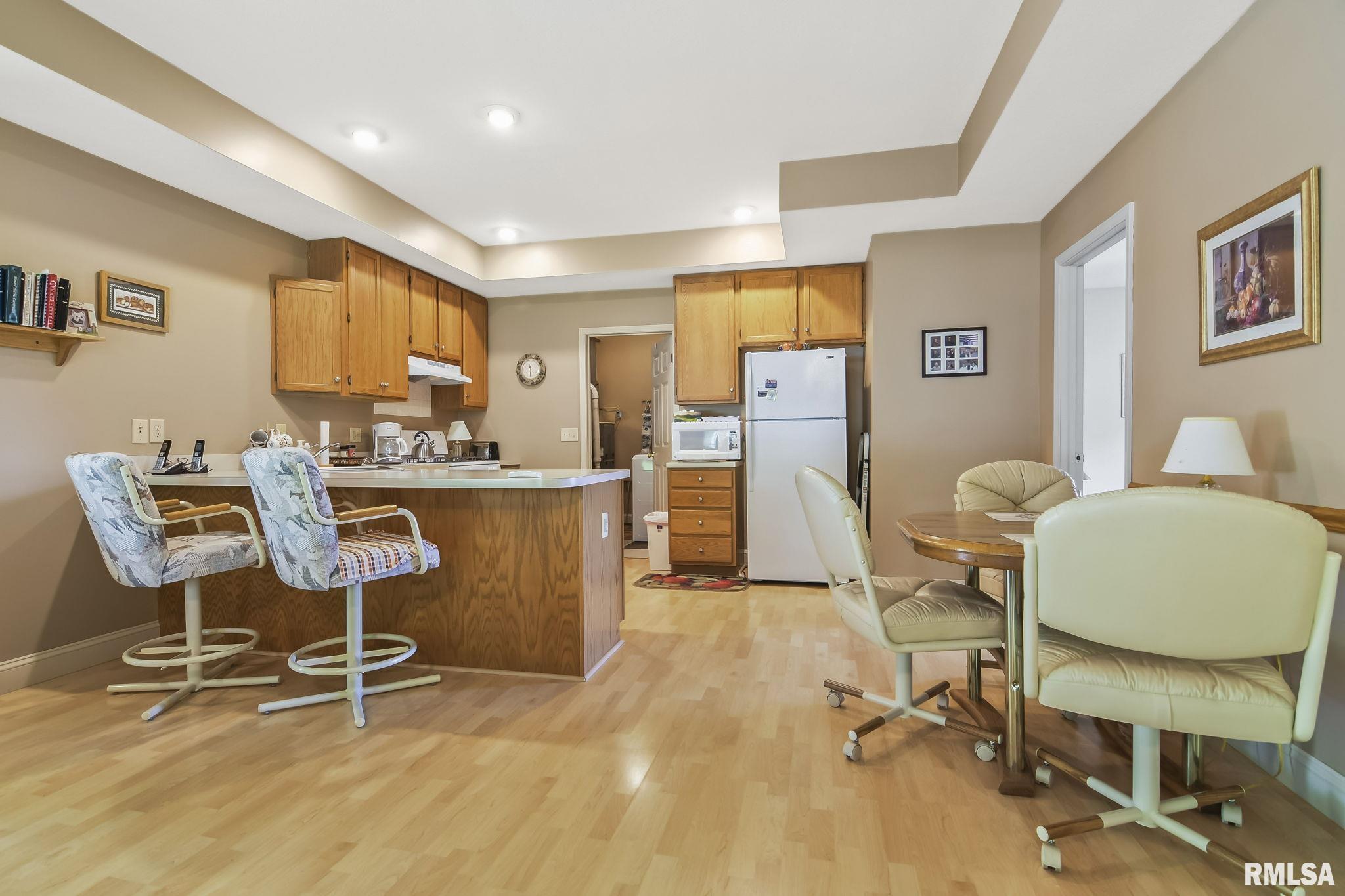 19459 Pinecrest Road Petersburg, IL 62675 - Photo 10 of 26