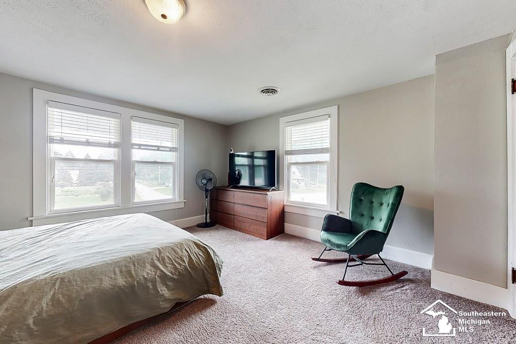 8241 Summerfield Road Lambertville, MI 48144 - Photo 13 of 24 50048414-12.JPG