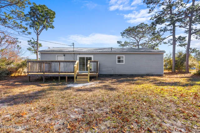 $208,900 | 81 Crown Point Road, Hubert, NC 28539