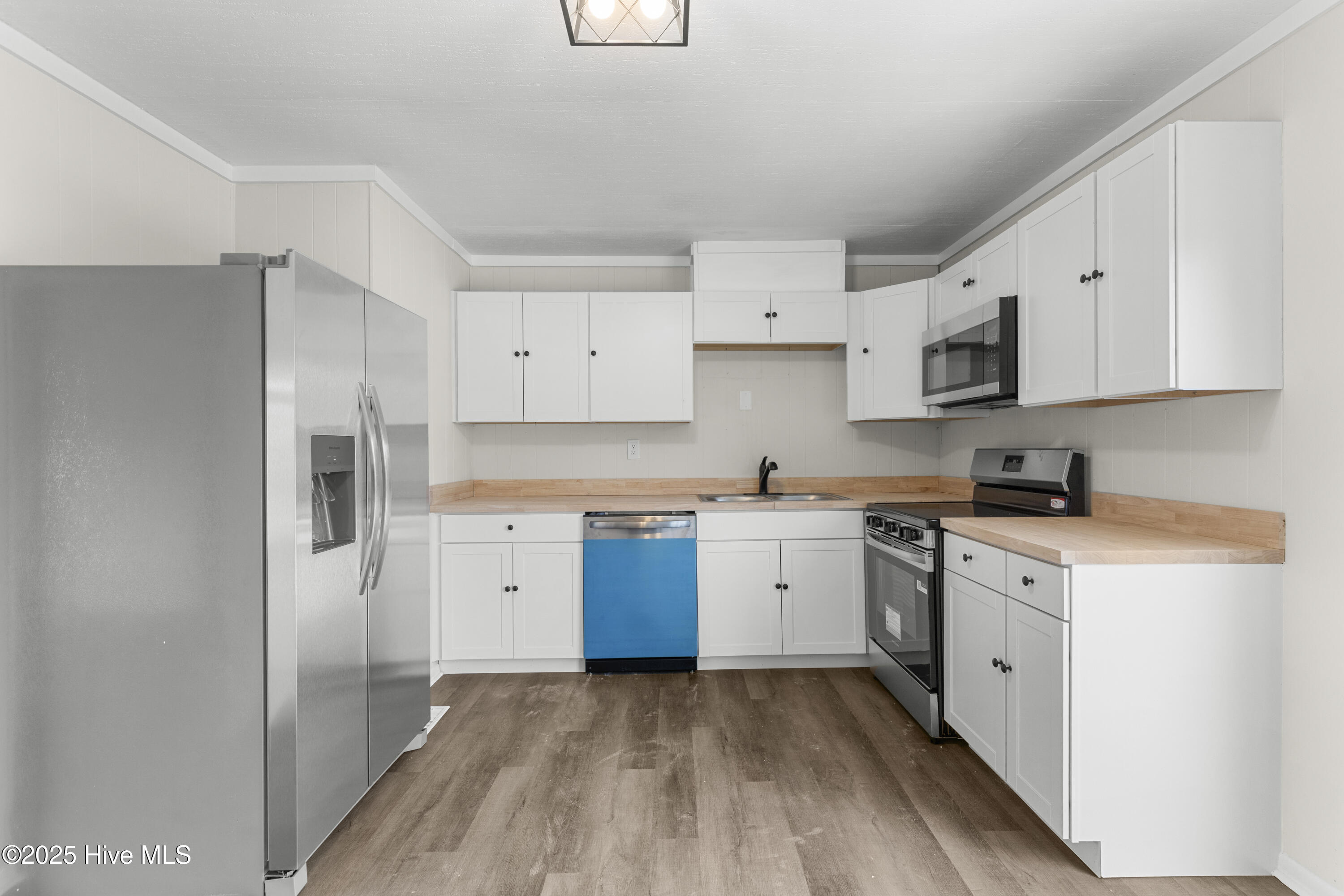 81 Crown Point Road Hubert, NC 28539 - Photo 20 of 21 kitchen-6