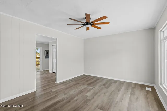 $208,400 | 81 Crown Point Road, Hubert, NC 28539