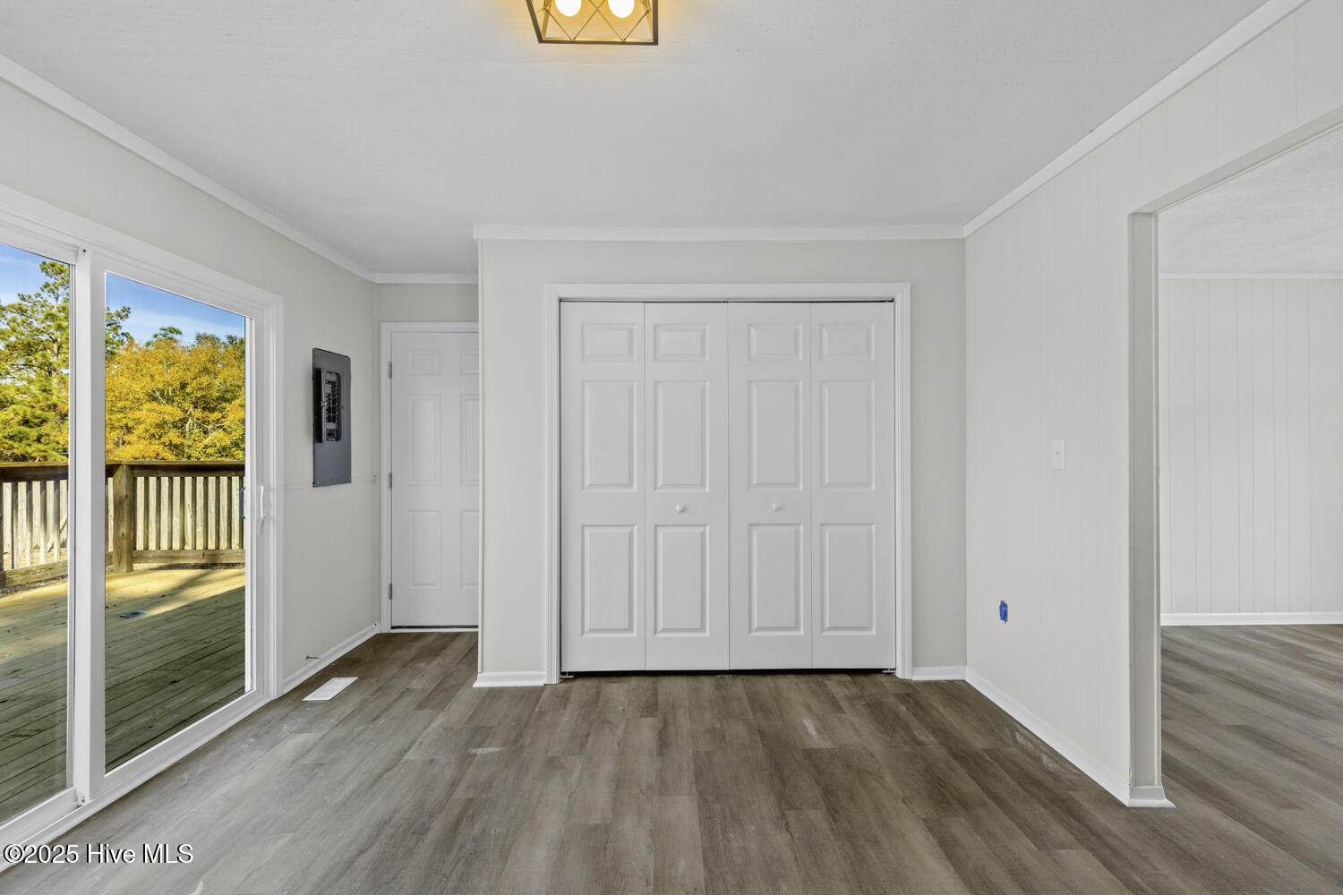 81 Crown Point Road Hubert, NC 28539 - Photo 8 of 21 crown-8