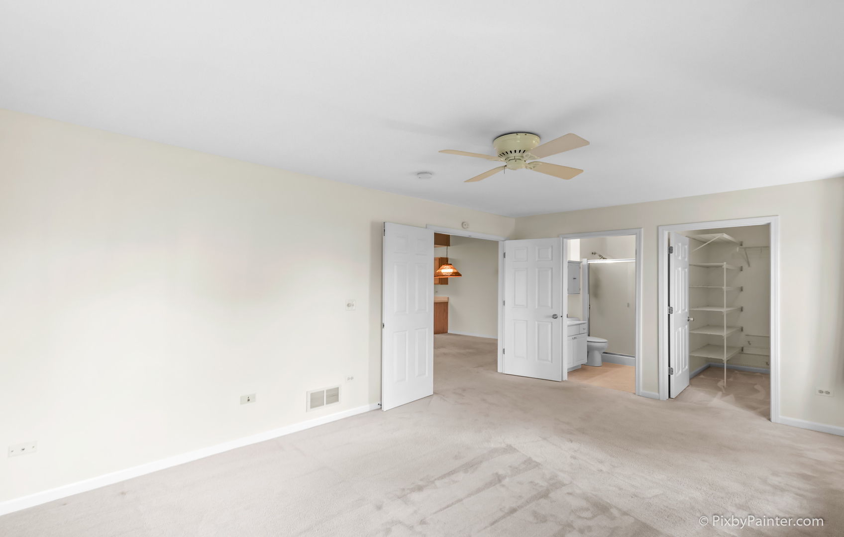 5714 Fieldstone Trail McHenry, IL 60050 - Photo 25 of 28 an empty room with closet and a ceiling fan