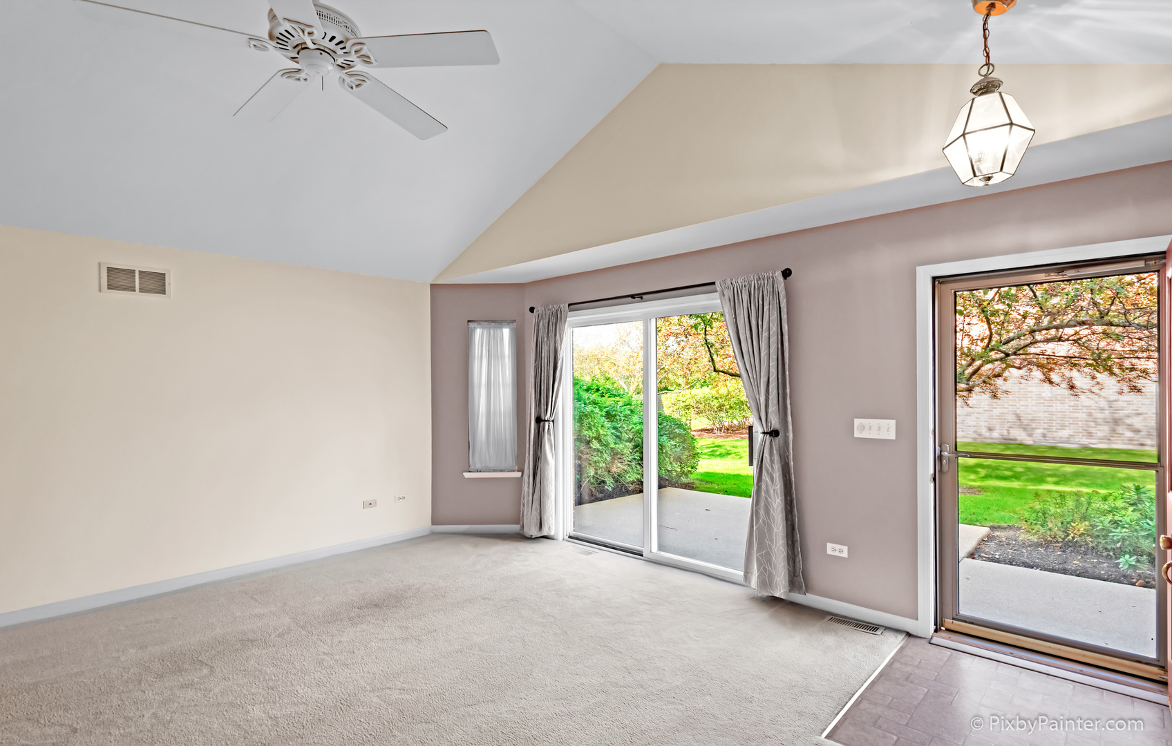 5714 Fieldstone Trail McHenry, IL 60050 - Photo 10 of 28 a view of an empty room with a window