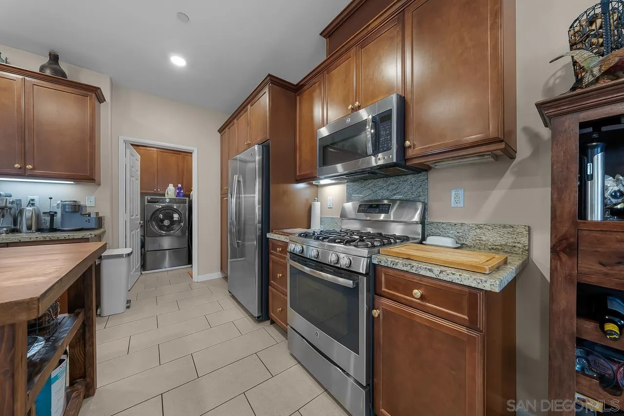 2834 Athens Road, Unit 4 Chula Vista, CA 91915 - Photo 12 of 38