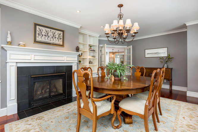 71 Cross Hill Road Cape Elizabeth, ME 04107 - Photo 23 of 51 71 Cross Hill Rd Cape-small-023-62-Dinin