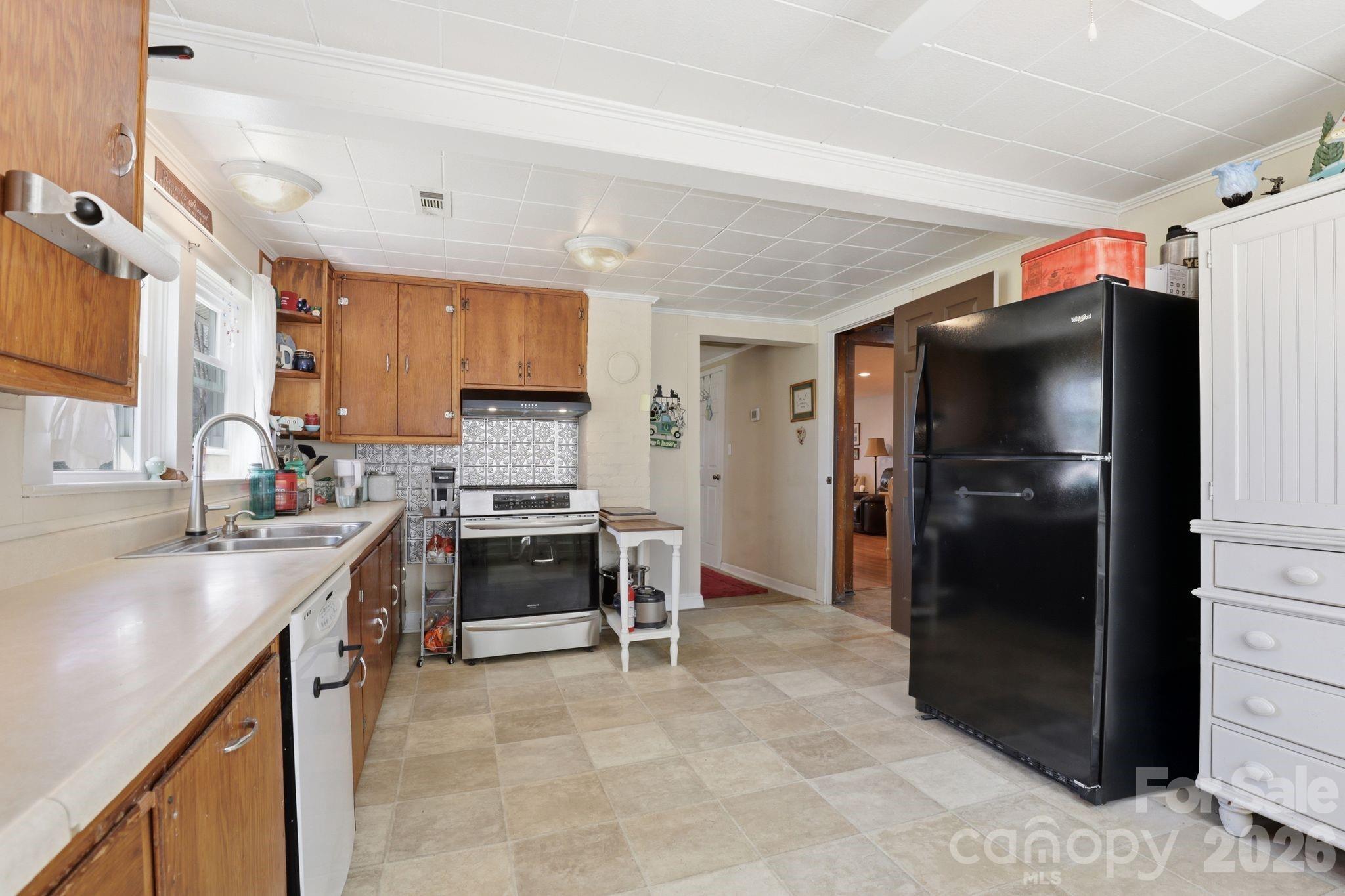 6998 Nobby Lail Road Connelly Springs, NC 28612 - Photo 14 of 43