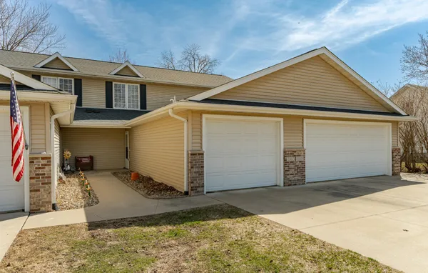 $219,900 | 106 2nd Avenue Northeast, Unit C, Kasson, MN 55944