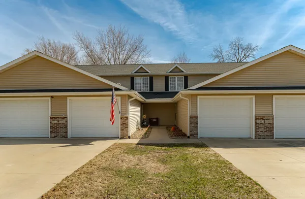 $219,900 | 106 2nd Avenue Northeast, Unit C, Kasson, MN 55944