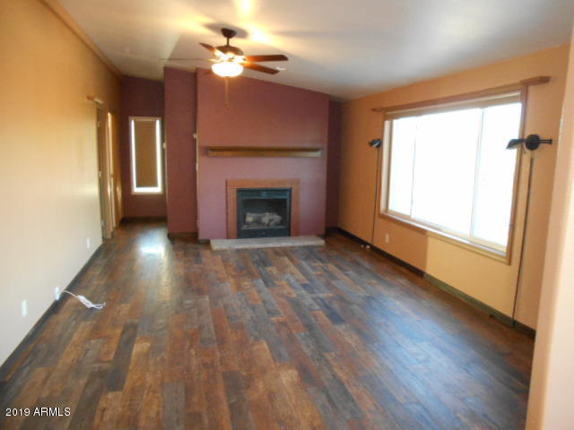 16628 West Quail Run Road Surprise, AZ 85387 - Photo 5 of 39 Quail Run 046