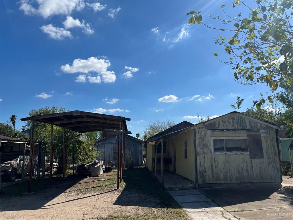 705 South 5th Street Hidalgo, TX 78557 - Photo 2 of 3 a front view of a house
