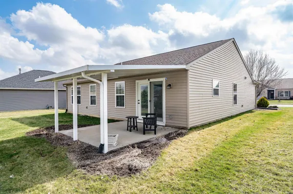 $260,000 | 11025 Calera Passage, Roanoke, IN 46783