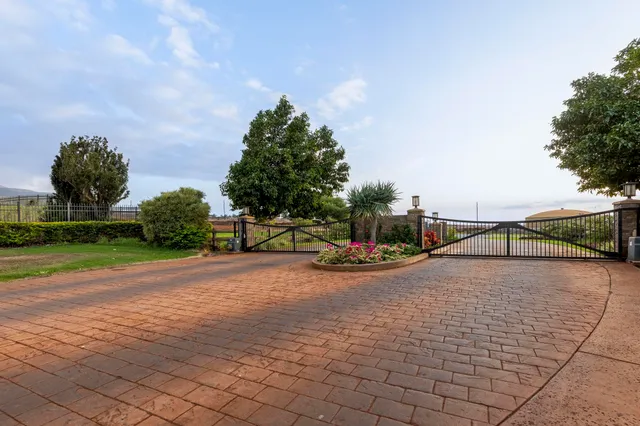 $1,499,000 | 517 Oka Kope Street, Lahaina, HI 96761