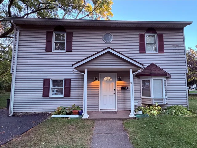 $4,700 | 3 Edyth Street, Pittsford, NY 14625
