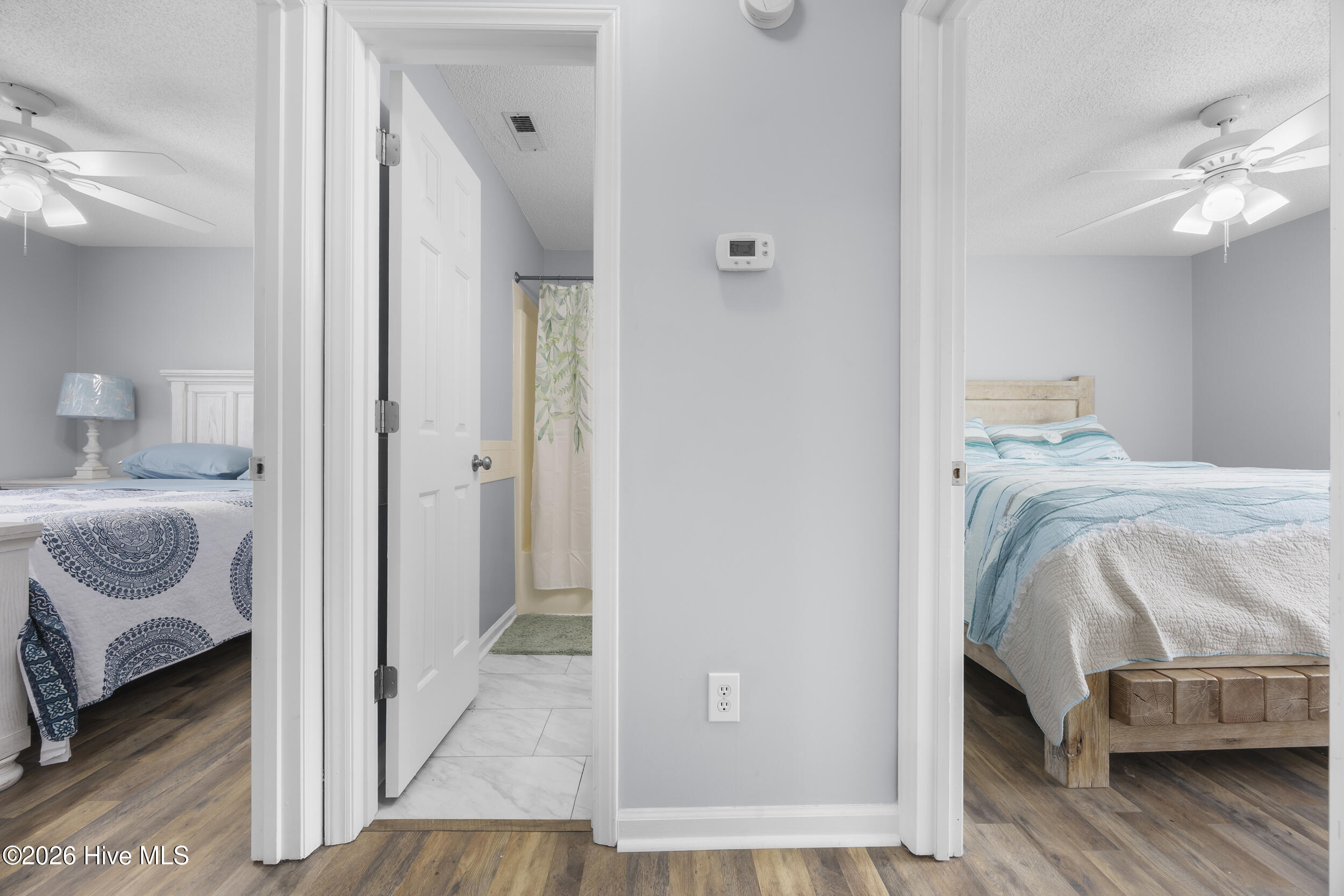 314 Dayrell Drive Hubert, NC 28539 - Photo 19 of 51 19_hallway