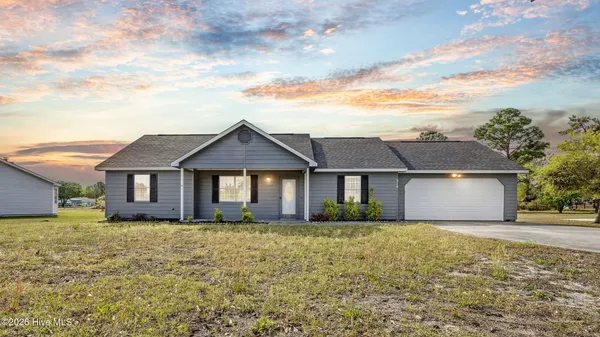 $275,000 | 314 Dayrell Drive, Hubert, NC 28539