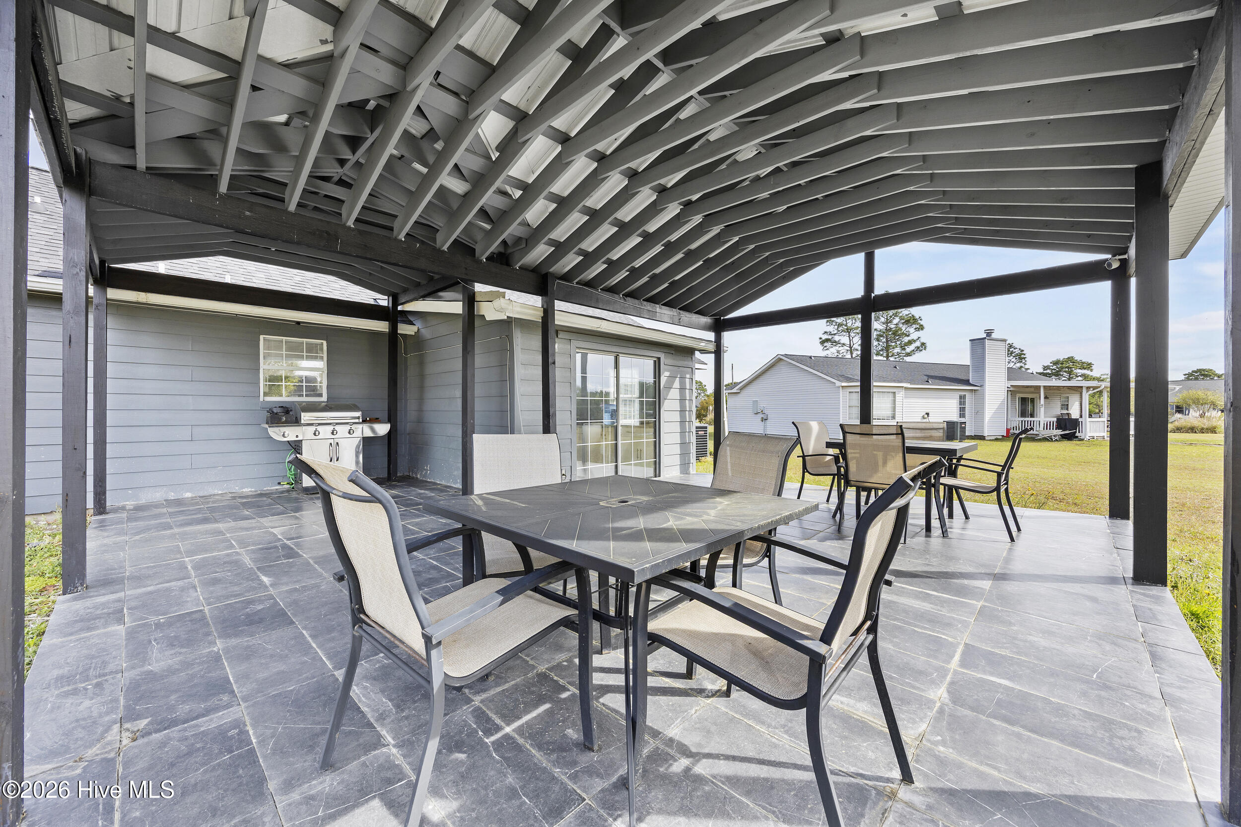 314 Dayrell Drive Hubert, NC 28539 - Photo 38 of 51 38_covered patio