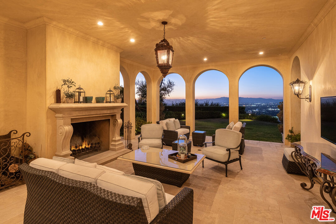 13961 Aubrey Road Beverly Hills, CA 90210 - Photo 21 of 27