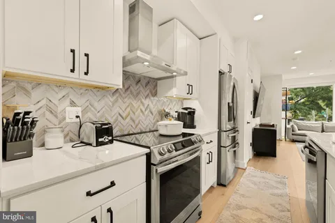 $875,000 | 4129 8th Street Northwest, Unit 1, Washington, DC 20011