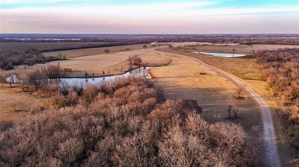 5165 Hartlee Field Road Denton, TX 76208 - Photo 2 of 39