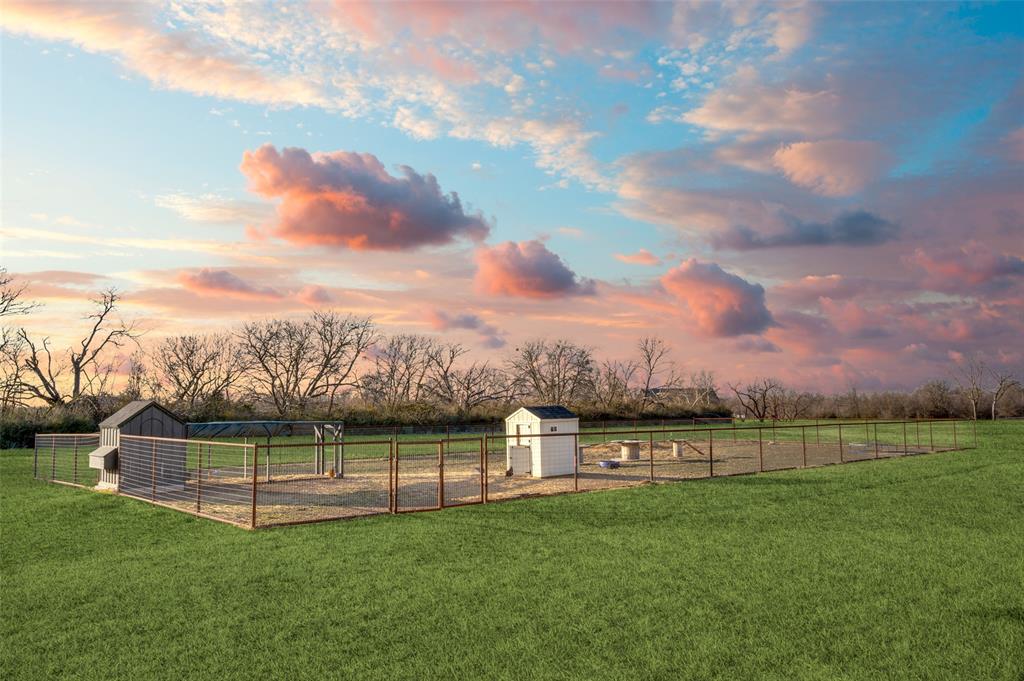 5165 Hartlee Field Road Denton, TX 76208 - Photo 23 of 39