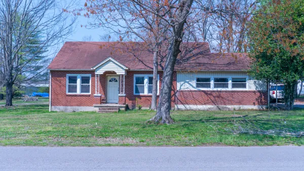 $264,900 | 502 Church Street, White Bluff, TN 37187