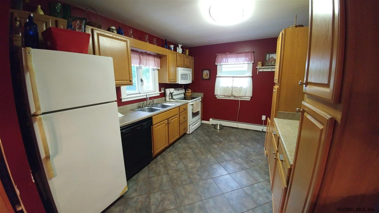 129 Cedar Grove Road Coeymans, NY 12158 - Photo 12 of 25 Photo 12