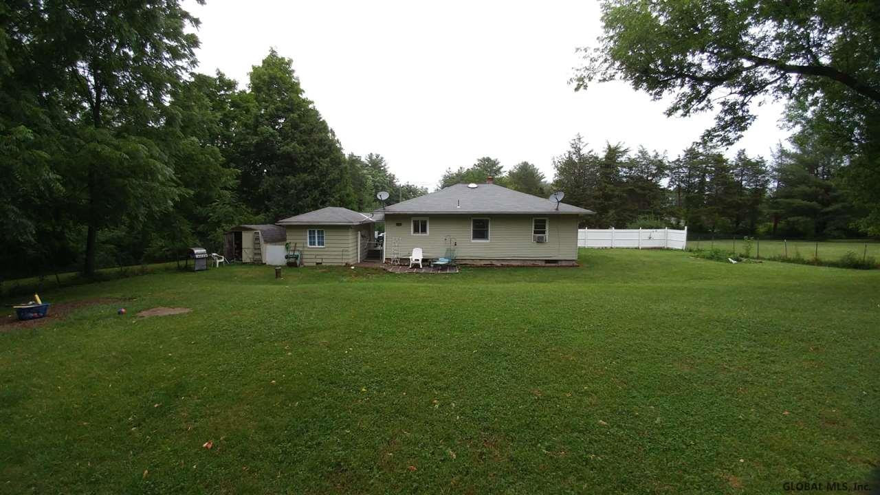 129 Cedar Grove Road Coeymans, NY 12158 - Photo 7 of 25 Photo 7