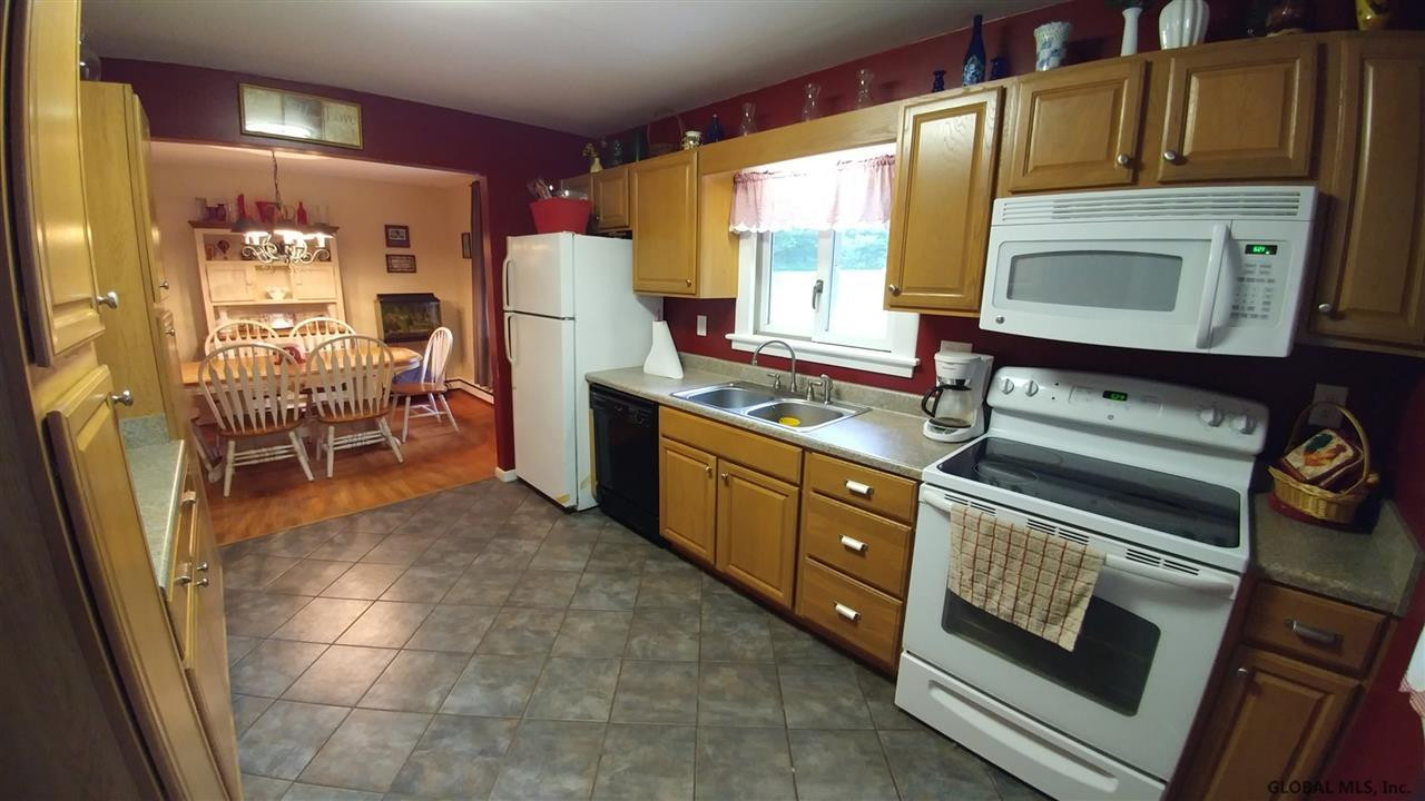 129 Cedar Grove Road Coeymans, NY 12158 - Photo 10 of 25 Photo 10