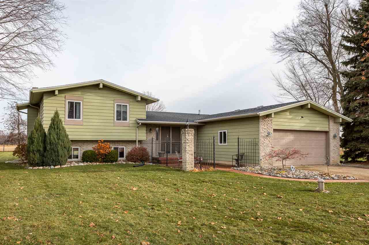 1271 South Kerby Road Corunna, MI 48817 - Photo 1 of 36 50000964.JPG