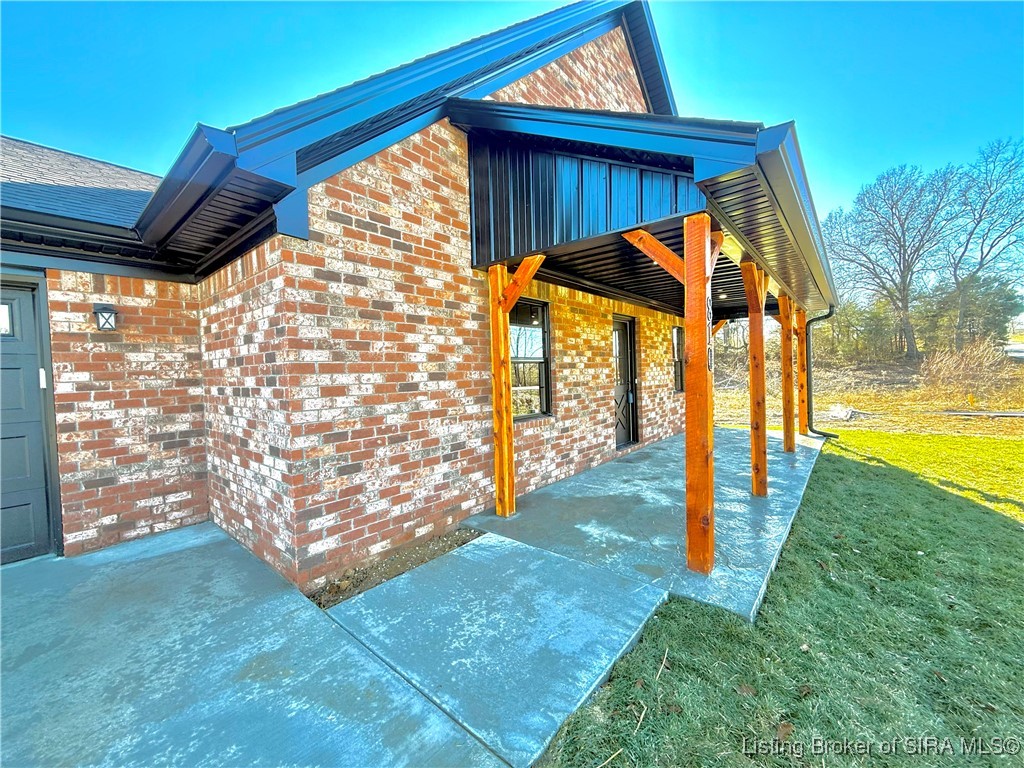 810 Castetter Road Henryville, IN 47126 - Photo 6 of 50