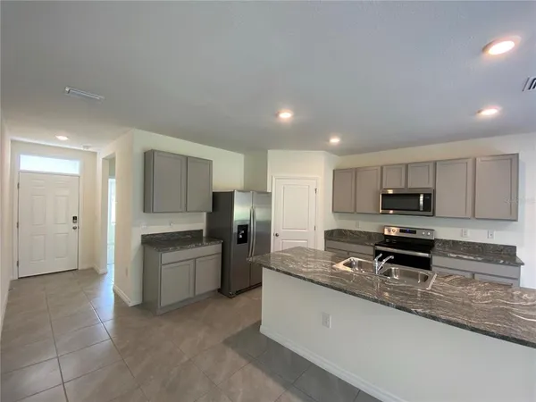 $2,250 | 113 Hickory Course Loop, Ocala, FL 34472
