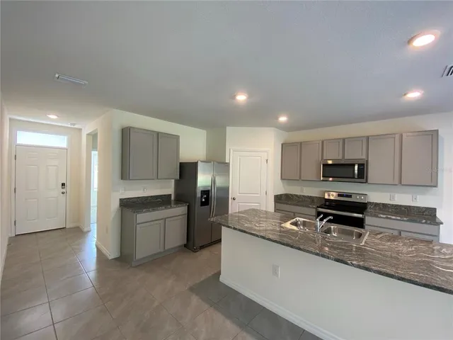 $2,350 | 113 Hickory Course Loop, Ocala, FL 34472