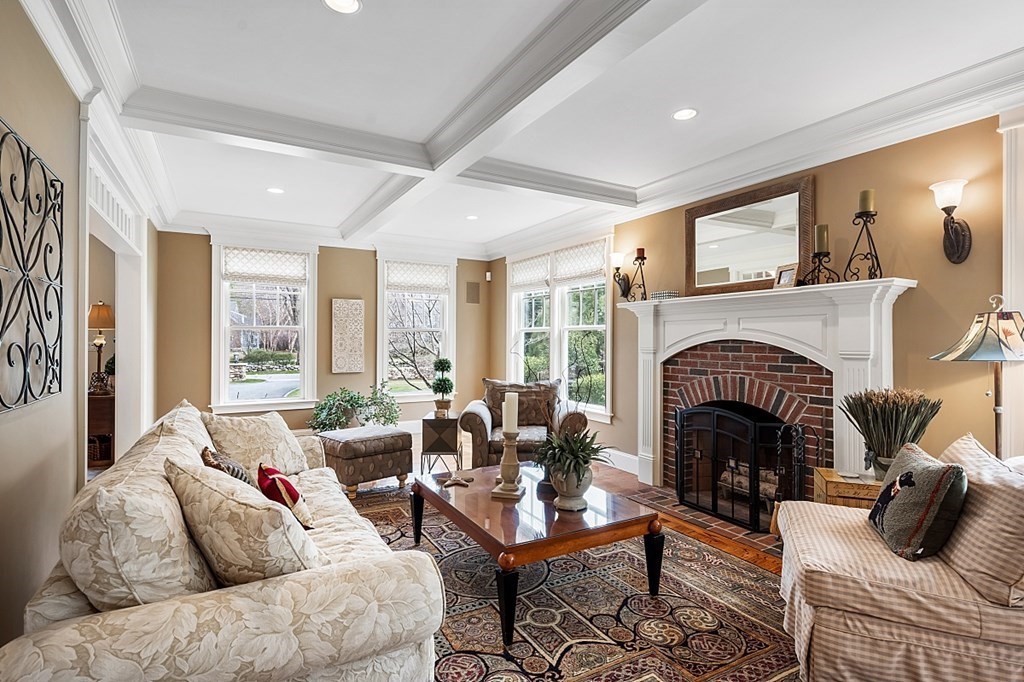48 Garfield Road Concord, MA 01742 - Photo 4 of 42 Gallery Image 4
