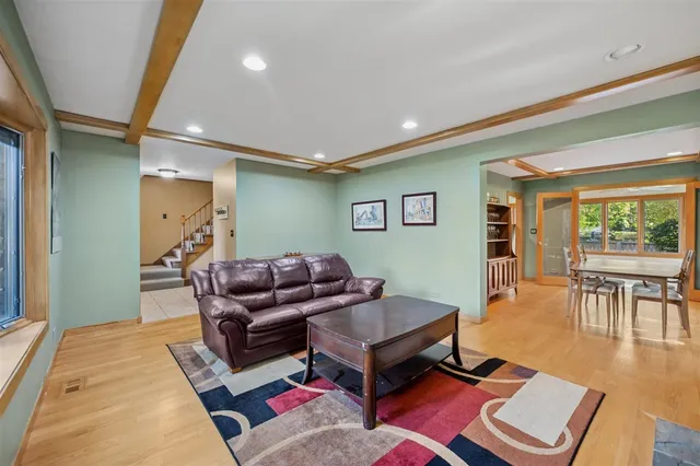 $878,000 | 2005 Greenview Road, Northbrook, IL 60062