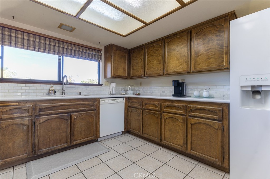 16058 Venango Road Apple Valley, CA 92307 - Photo 54 of 57