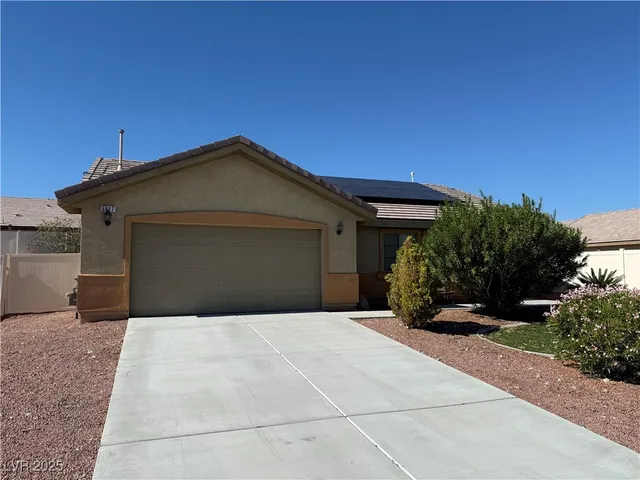 $2,200 | 5917 Pearlie May Court, North Las Vegas, NV 89081
