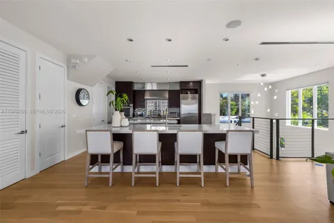 $1,750,000 | 1317 Northeast 2nd Street, Fort Lauderdale, FL 33301