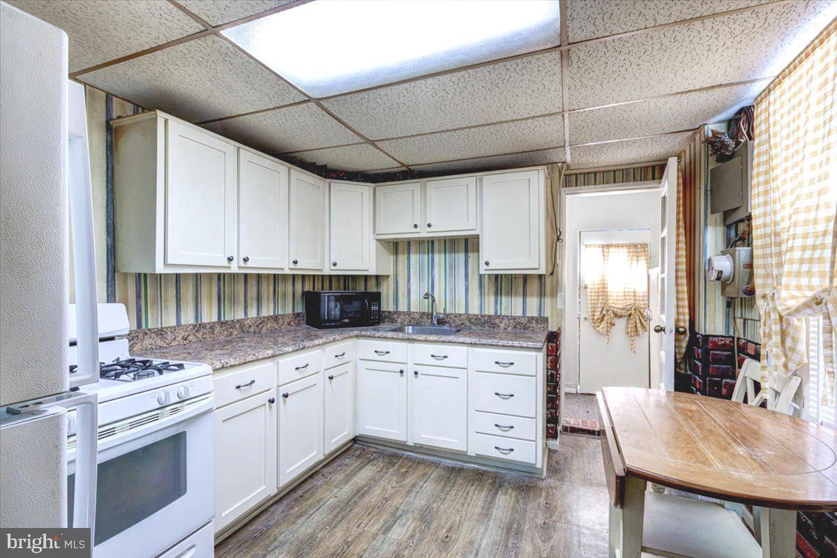 1139 Hull Street Baltimore, MD 21230 - Photo 5 of 9