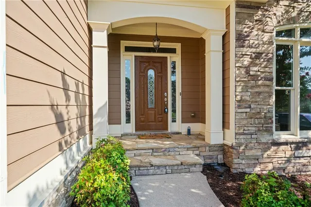 $465,000 | 16 Creekview Drive, Cartersville, GA 30120