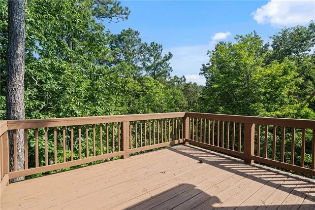 $465,000 | 16 Creekview Drive, Cartersville, GA 30120