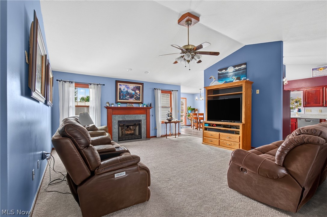 1302 Back Massillon Road Orrville, OH 44667 - Photo 4 of 33