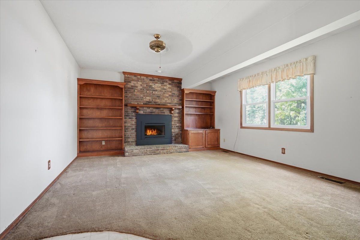 1301 Chadwick Drive Normal, IL 61761 - Photo 12 of 35